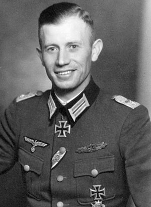 Иллюстрация к книге — Железный крест. Самая известная военная награда Второй мировой войны [i_727.jpg]