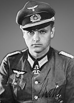 Иллюстрация к книге — Железный крест. Самая известная военная награда Второй мировой войны [i_746.jpg]