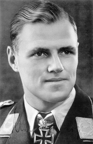 Иллюстрация к книге — Железный крест. Самая известная военная награда Второй мировой войны [i_765.jpg]