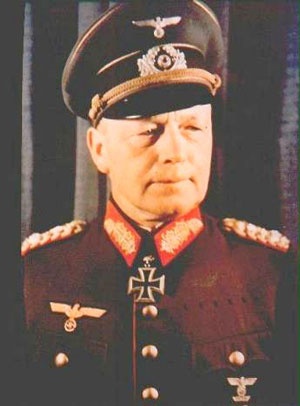 Иллюстрация к книге — Железный крест. Самая известная военная награда Второй мировой войны [i_795.jpg]