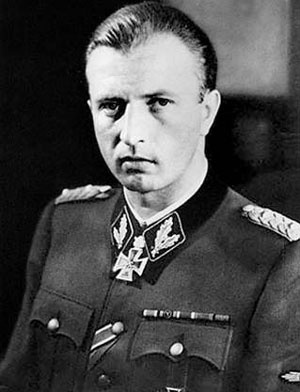 Иллюстрация к книге — Железный крест. Самая известная военная награда Второй мировой войны [i_813.jpg]