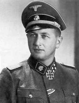 Иллюстрация к книге — Железный крест. Самая известная военная награда Второй мировой войны [i_823.jpg]