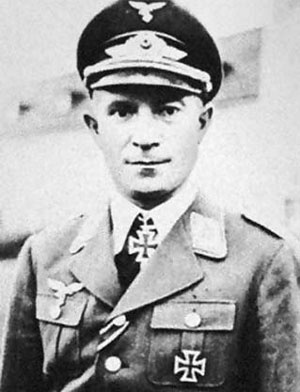 Иллюстрация к книге — Железный крест. Самая известная военная награда Второй мировой войны [i_824.jpg]