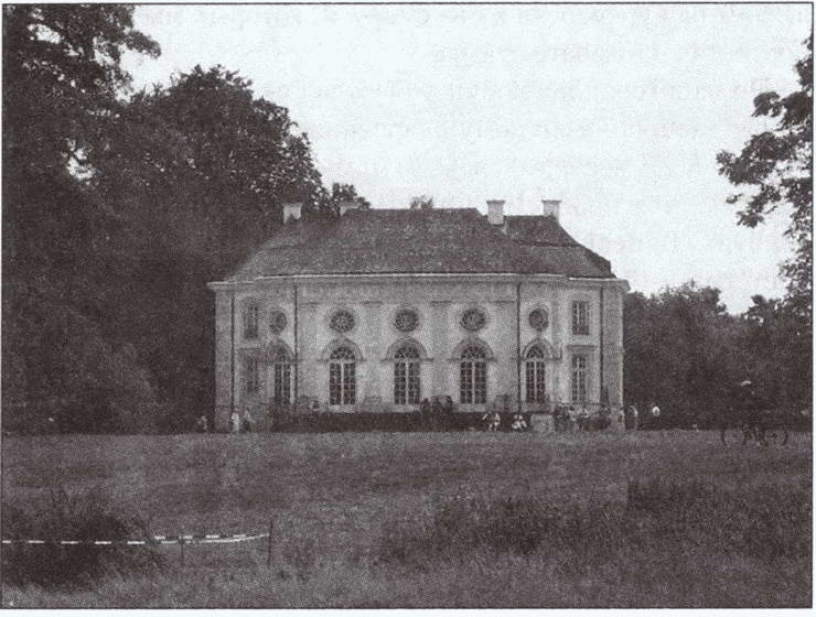 Иллюстрация к книге — Замки баварского короля [i_031.jpg]