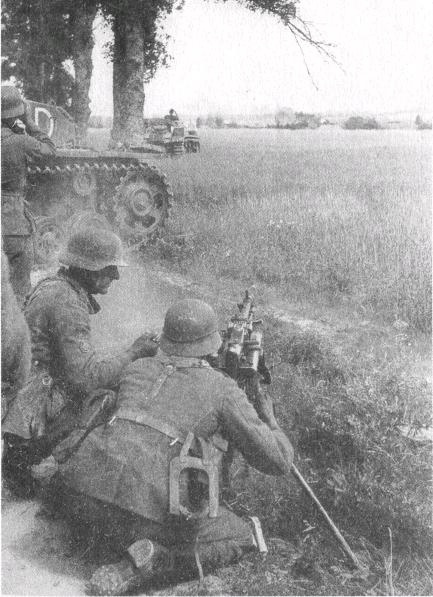 Иллюстрация к книге — Утерянные победы Красной Армии [i_009.jpg]