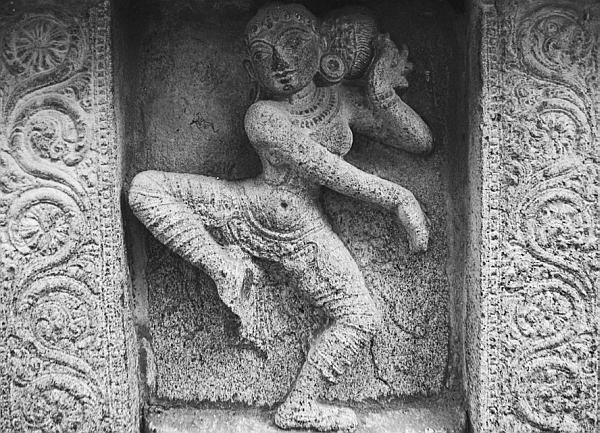 Иллюстрация к книге — Всеобщая история религий мира [_310.jpg]