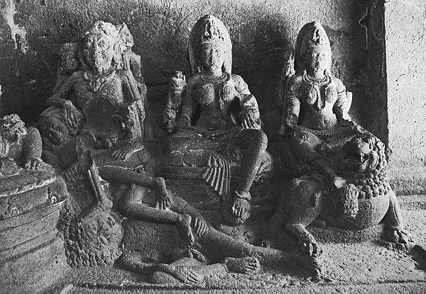 Иллюстрация к книге — Всеобщая история религий мира [_315.jpg]