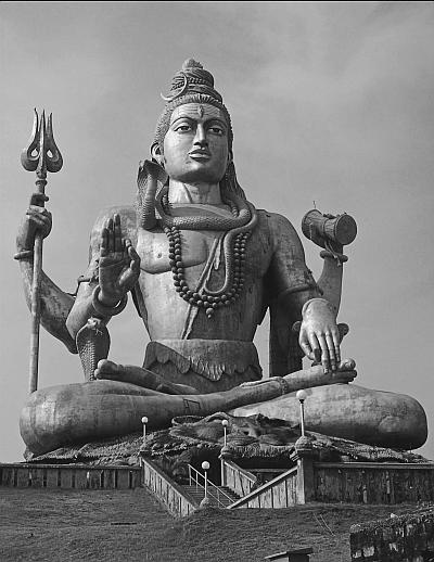 Иллюстрация к книге — Всеобщая история религий мира [_337.jpg]