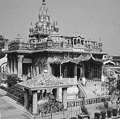 Иллюстрация к книге — Всеобщая история религий мира [_347.jpg]