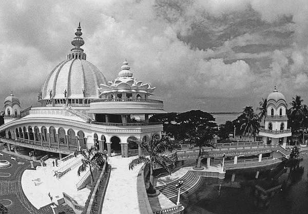 Иллюстрация к книге — Всеобщая история религий мира [_356.jpg]