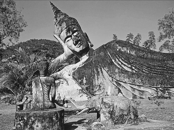 Иллюстрация к книге — Всеобщая история религий мира [_377.jpg]