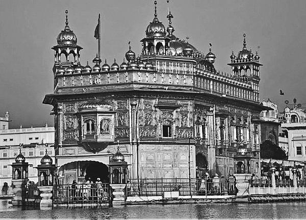 Иллюстрация к книге — Всеобщая история религий мира [_431.jpg]