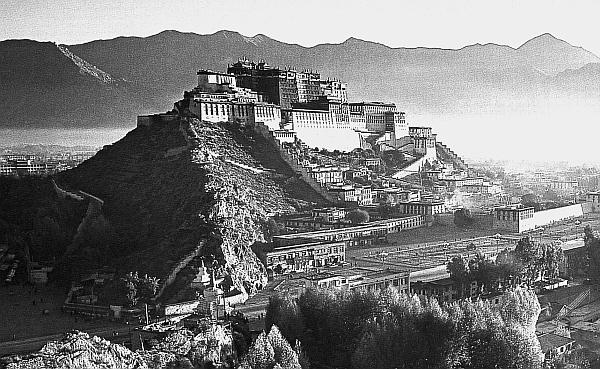 Иллюстрация к книге — Всеобщая история религий мира [_441.jpg]