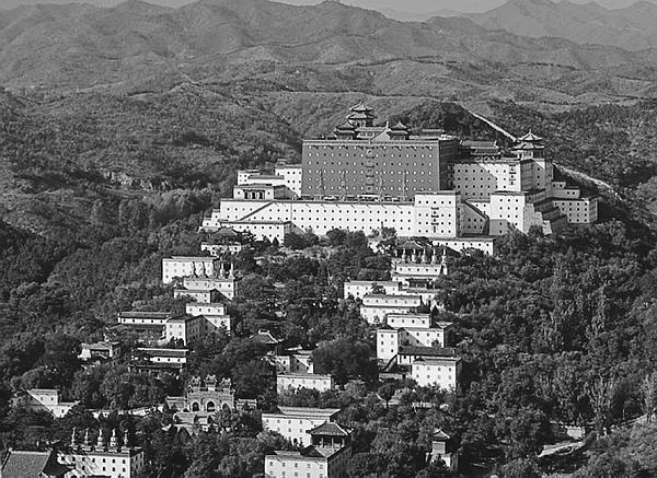 Иллюстрация к книге — Всеобщая история религий мира [_442.jpg]