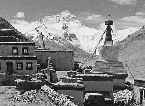 Иллюстрация к книге — Всеобщая история религий мира [_459.jpg]