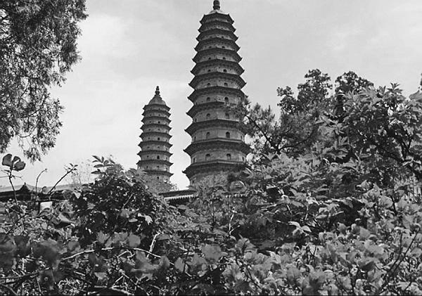 Иллюстрация к книге — Всеобщая история религий мира [_595.jpg]