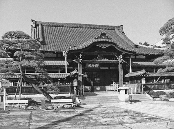 Иллюстрация к книге — Всеобщая история религий мира [_602.jpg]