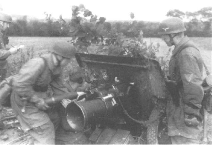 Иллюстрация к книге — Германские парашютисты. 1939-1945 [doc2fb_image_02000014.jpg]