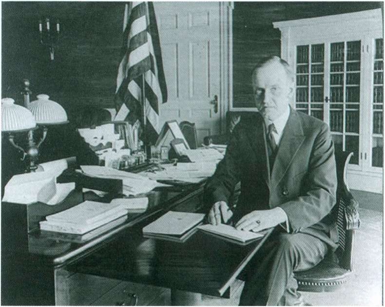 Иллюстрация к книге — Повседневная жизнь Соединенных Штатов в эпоху процветания и "сухого закона" [i_021.jpg]