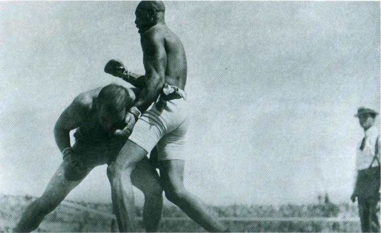 Иллюстрация к книге — Повседневная жизнь Соединенных Штатов в эпоху процветания и "сухого закона" [i_060.jpg]