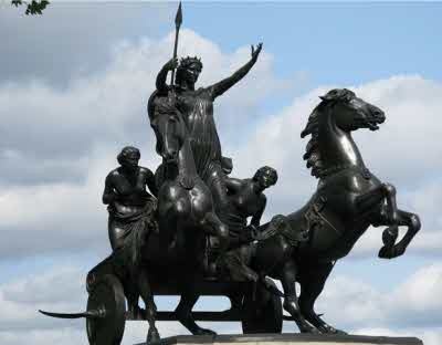 Иллюстрация к книге — Легенды мировой истории [i_024.jpg]