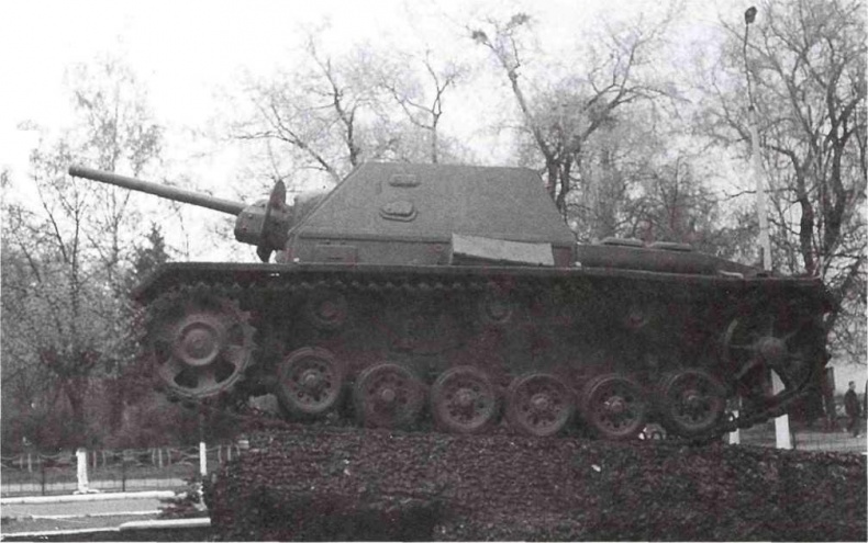 Иллюстрация к книге — Трофейные танки Красной Армии [i_098.jpg]