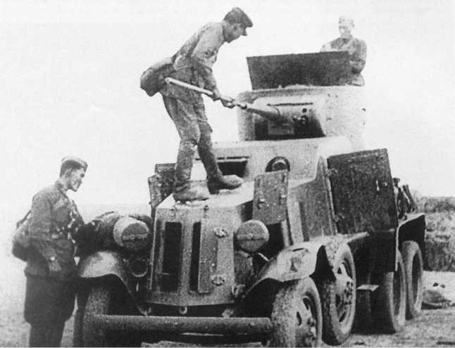 Иллюстрация к книге — Танки на Халхин-Голе. Необъявленная война Сталина [i_041.jpg]