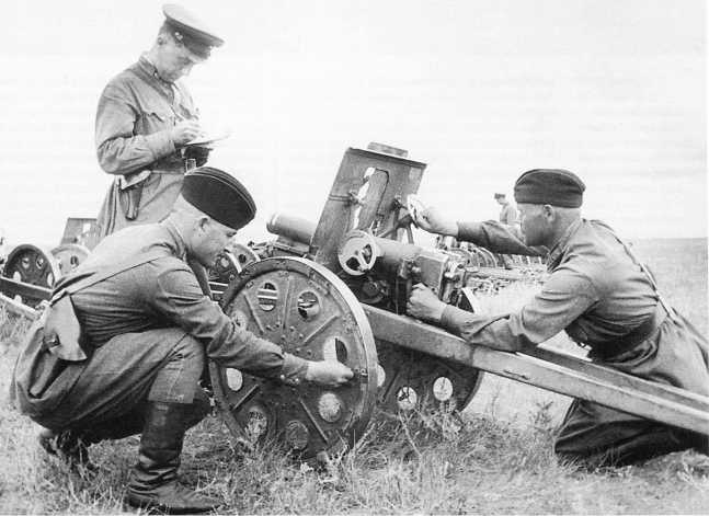 Иллюстрация к книге — Танки на Халхин-Голе. Необъявленная война Сталина [i_060.jpg]