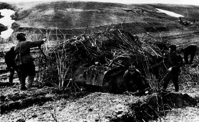 Иллюстрация к книге — Танки в Харьковской катастрофе 1942 года [i_015.jpg]