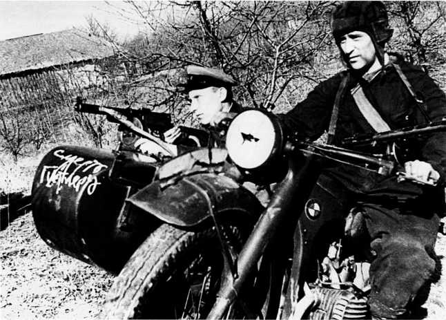 Иллюстрация к книге — Танки в Харьковской катастрофе 1942 года [i_021.jpg]