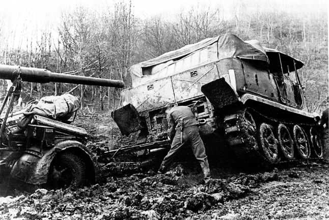 Иллюстрация к книге — Танки в Харьковской катастрофе 1942 года [i_035.jpg]