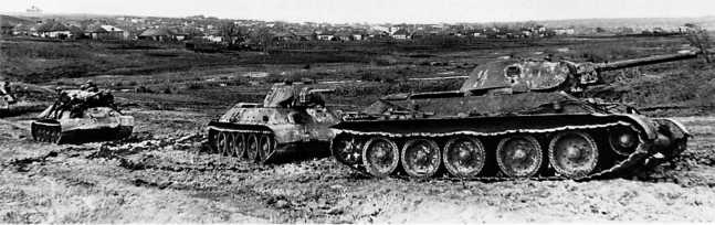 Иллюстрация к книге — Танки в Харьковской катастрофе 1942 года [i_061.jpg]