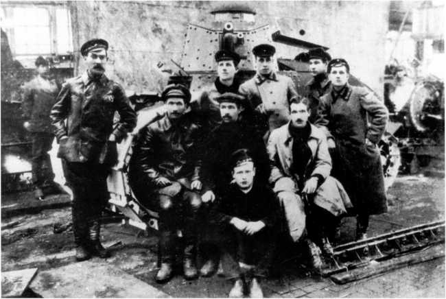 Иллюстрация к книге — Танки в Гражданской войне [i_008.jpg]