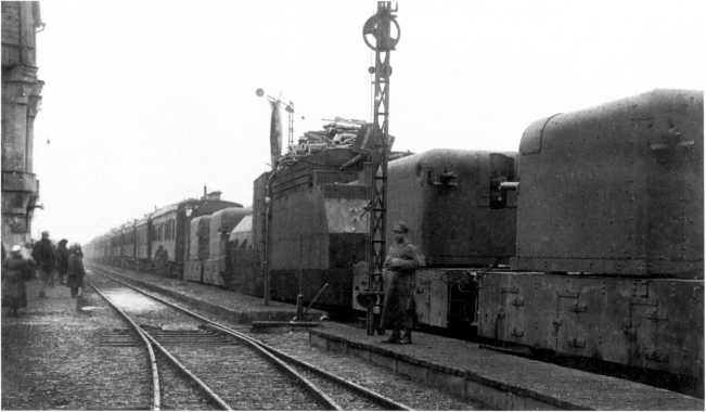 Иллюстрация к книге — Танки в Гражданской войне [i_020.jpg]