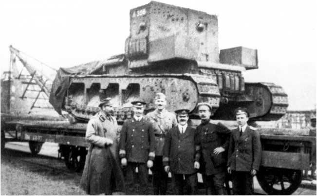 Иллюстрация к книге — Танки в Гражданской войне [i_035.jpg]