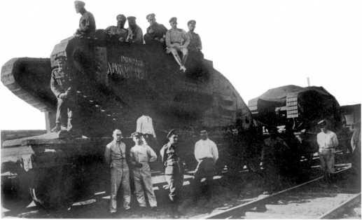 Иллюстрация к книге — Танки в Гражданской войне [i_045.jpg]