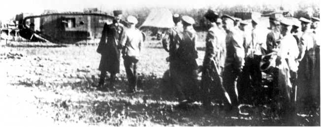 Иллюстрация к книге — Танки в Гражданской войне [i_048.jpg]