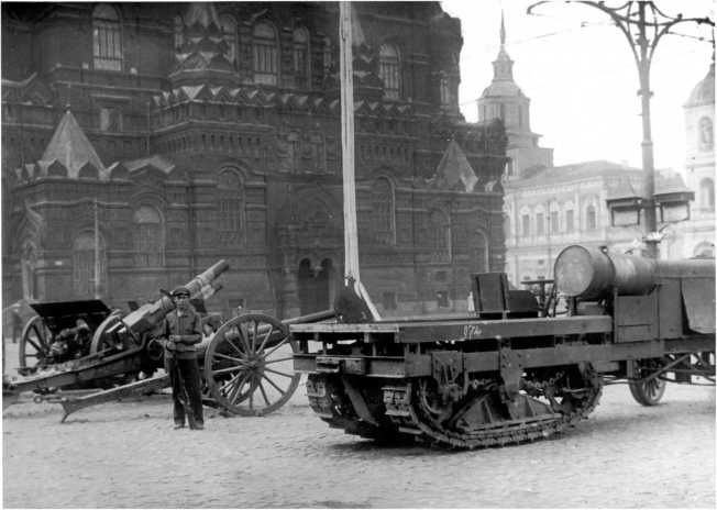 Иллюстрация к книге — Танки в Гражданской войне [i_057.jpg]