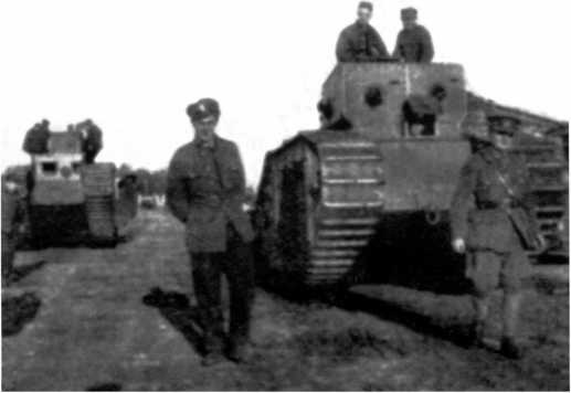 Иллюстрация к книге — Танки в Гражданской войне [i_065.jpg]