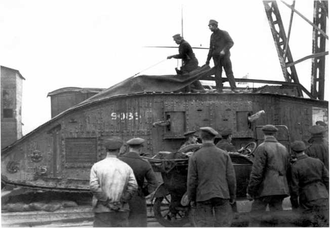 Иллюстрация к книге — Танки в Гражданской войне [i_068.jpg]