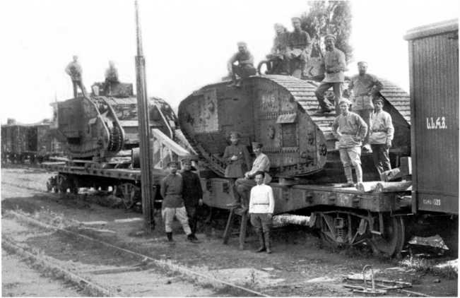 Иллюстрация к книге — Танки в Гражданской войне [i_115.jpg]