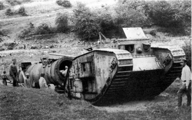 Иллюстрация к книге — Танки в Гражданской войне [i_117.jpg]