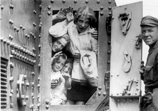 Иллюстрация к книге — Танки в Гражданской войне [i_162.jpg]