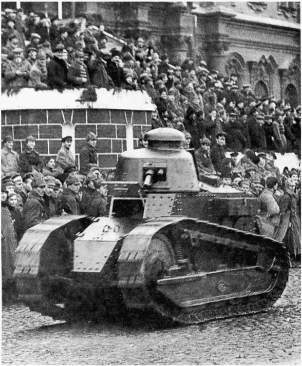 Иллюстрация к книге — Танк №1 "Рено ФТ-17". Первый, легендарный [i_001.jpg]