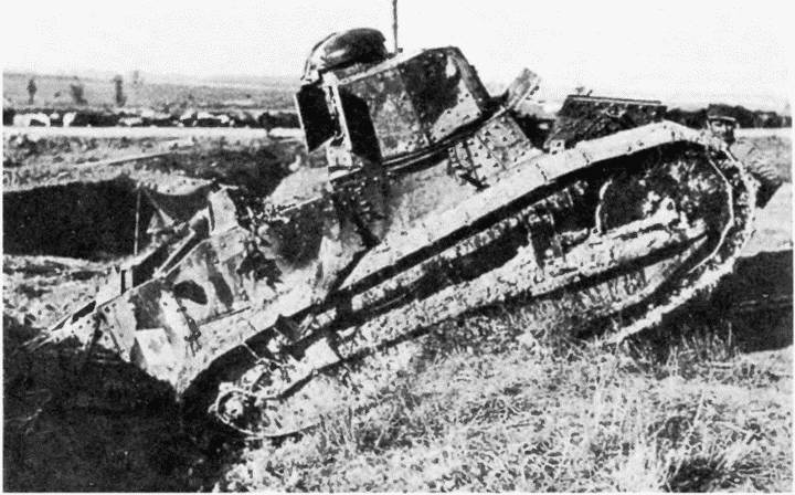 Иллюстрация к книге — Танк №1 "Рено ФТ-17". Первый, легендарный [i_019.jpg]