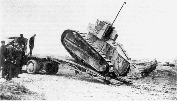 Иллюстрация к книге — Танк №1 "Рено ФТ-17". Первый, легендарный [i_038.jpg]