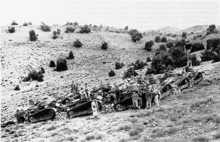 Иллюстрация к книге — Танк №1 "Рено ФТ-17". Первый, легендарный [i_043.jpg]