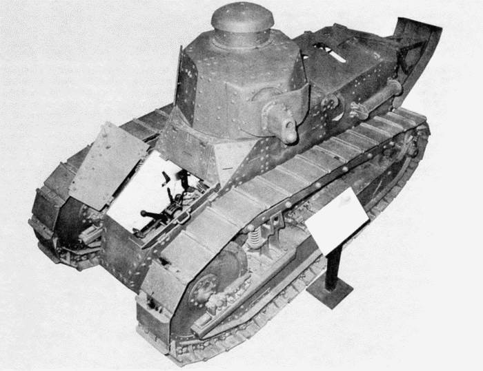 Иллюстрация к книге — Танк №1 "Рено ФТ-17". Первый, легендарный [i_054.jpg]