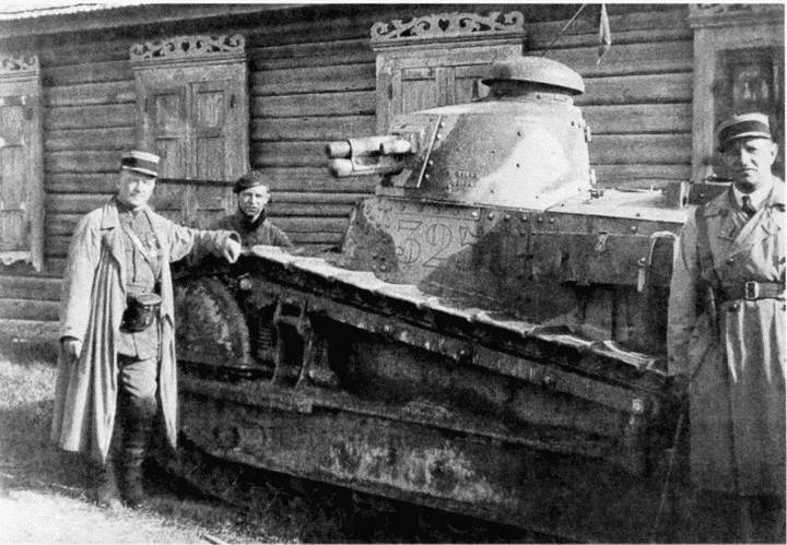 Иллюстрация к книге — Танк №1 "Рено ФТ-17". Первый, легендарный [i_057.jpg]