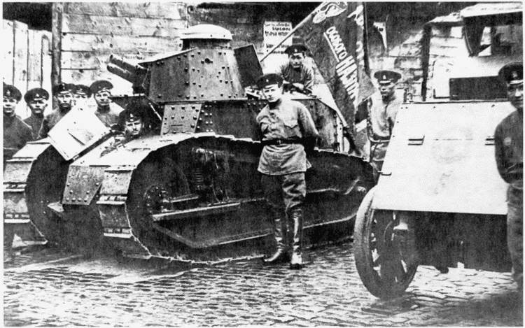 Иллюстрация к книге — Танк №1 "Рено ФТ-17". Первый, легендарный [i_073.jpg]